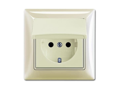 pim-108334 20EUCKD-92-507 1-NE PISTIKUPESA IP44 KOMPAKTNE RAAMIGA BEEZ BASIC55